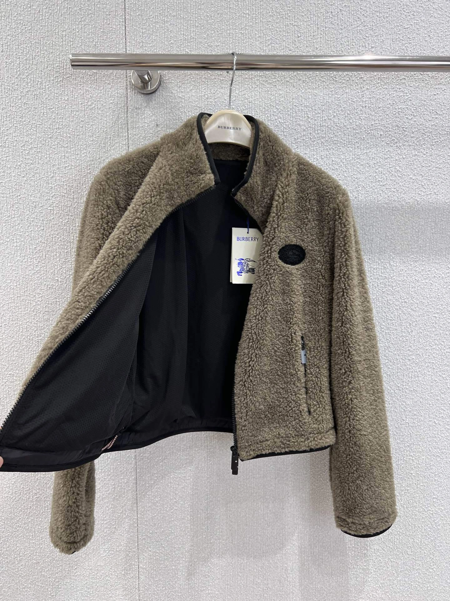 wg.luxury-- 2ur25rry wool 2colour item: E-F110J1405-2